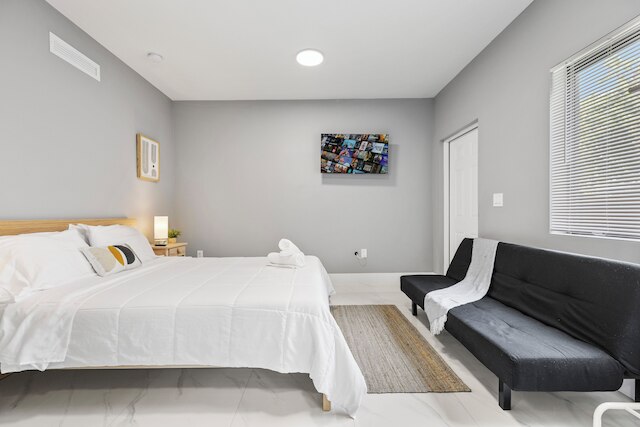 ビューティフリー デザイン スタジオ マイアミ にて