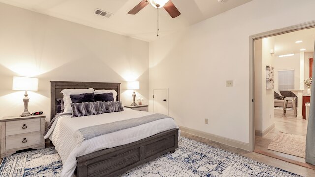 アップステイ 2 ホーム コンプレックス フォー 18人