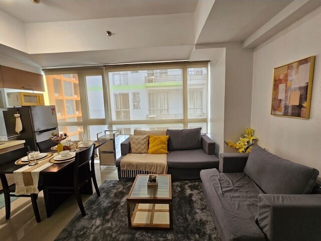 サンシャイン 100 プラザ