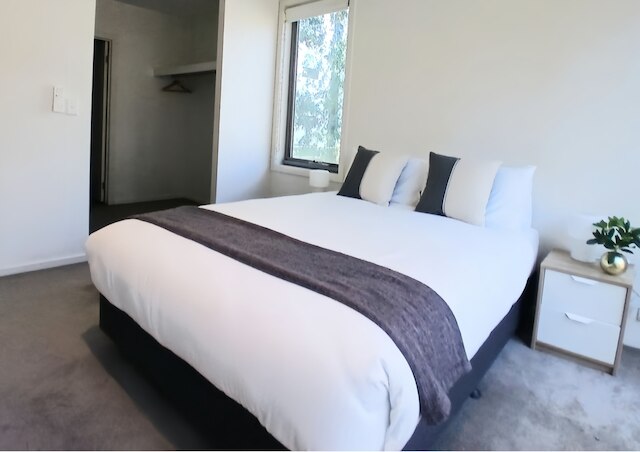 レディセット タウンハウス アット モザイク