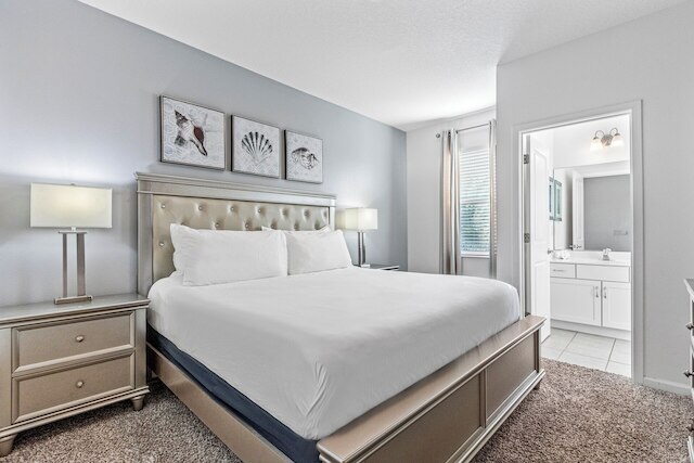 アップステイ スペーシャス ホーム プール ホットタブ スリープス 27