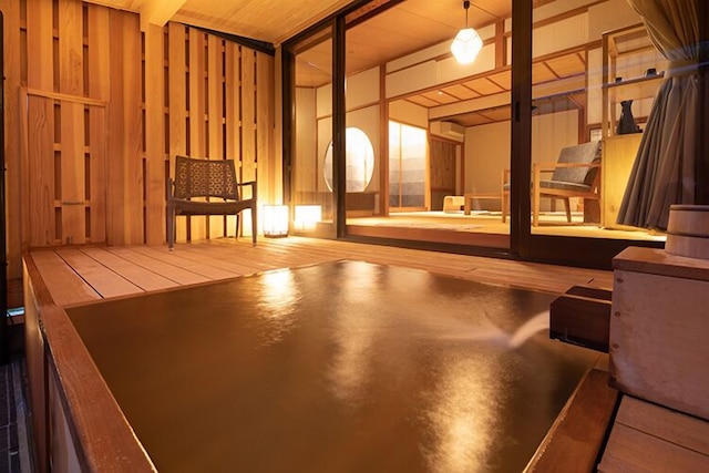 金沢湯涌温泉湯の出