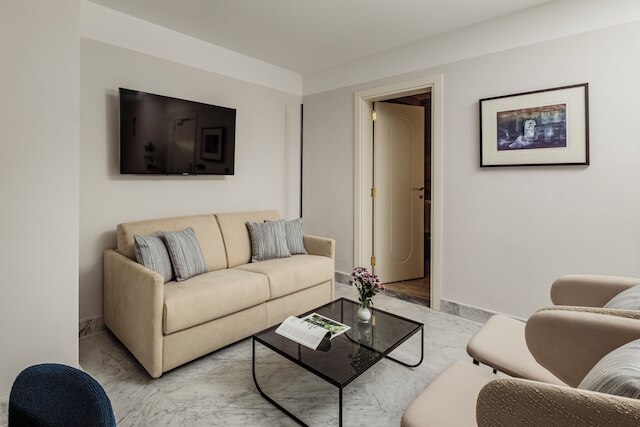 サン カルル ホテル