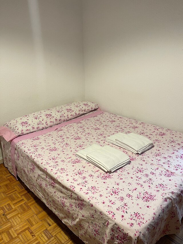 フロール バハ ホスタル