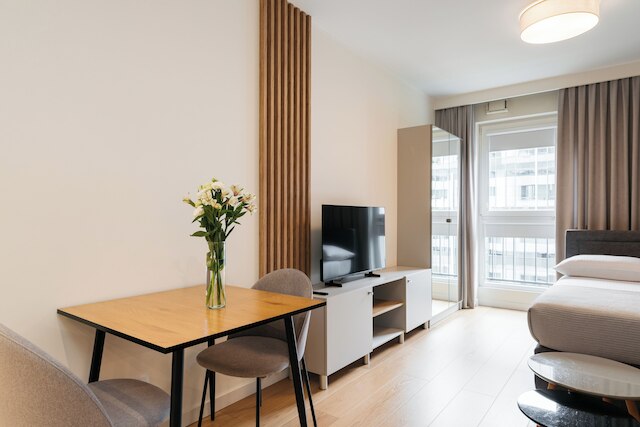 ネイティブ アパートメンツ バルスカ 69