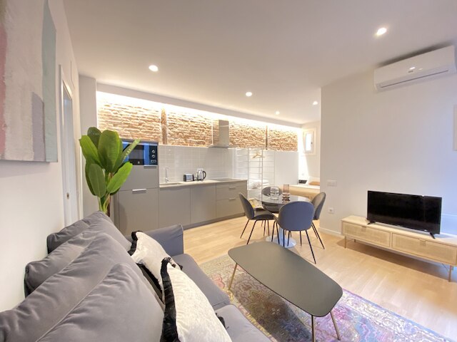 C ラティーナ 4-2 イン マドリード