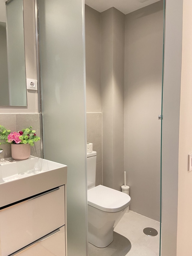 C ラティーナ 3 イツキュ イン マドリード