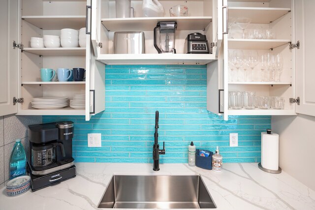 ヒップ ハワイアン オーシャンフロント ビスタス