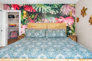 ヒップ ハワイアン オーシャンフロント ビスタス