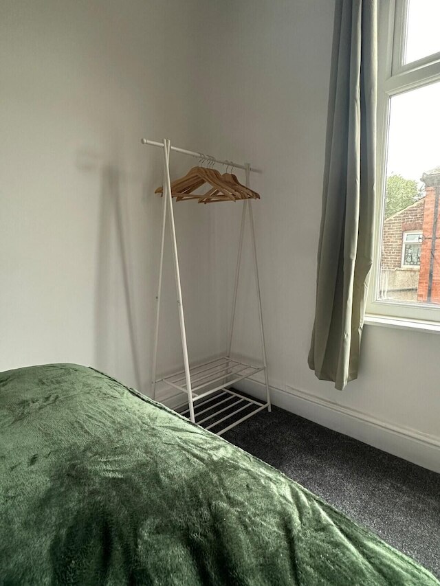 コージー マンチェスター ハウス ニア エティハド アンド クープ ライブ