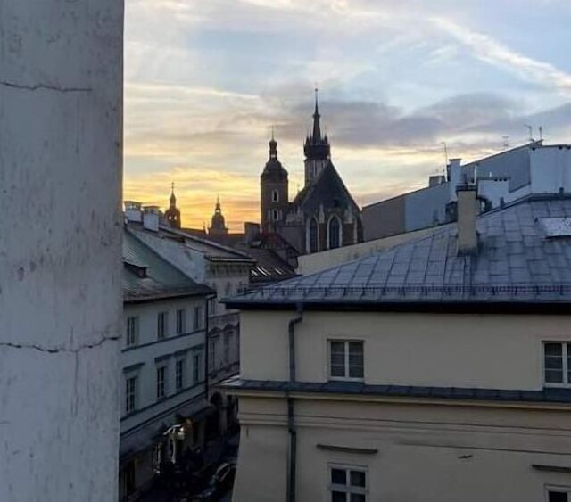 リアル VIP ホステル