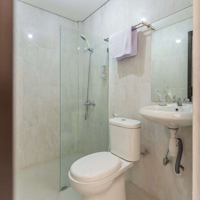 ファッザ ホームズ