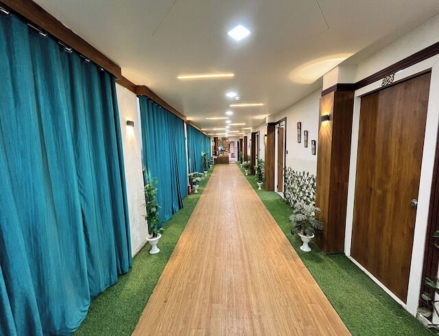 ホテル ザ グランド ニア マニナガール レールウェイ ステーション アーメダバード