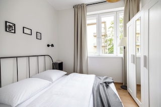 ネイティブ アパートメンツ ジュワフスキ 8A デラックス