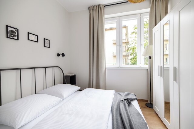 ネイティブ アパートメンツ ジュワフスキ 8A デラックス