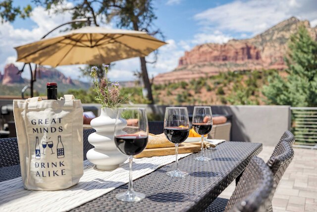 ザ ビューポイント バイ アヴァンステイ ラグジュアリー ホーム + スパ/ビューズ