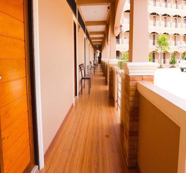 キャピタル O 75521 サング シリ アパートメント