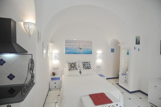 アートハウス イン アマルフィ ヒストリカル センター ニア ビーチ