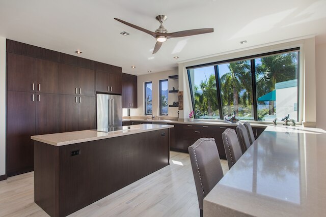 プウ ポア 407 2 ベッドルーム コンド バイ レッドオーニング