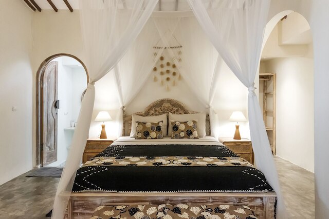 マデイラ ジャワニーズ ジョグロ、ジンバラン