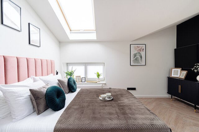 ミオドヴァ20 - ロフトアフェア