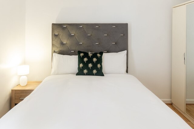 ホスト ステイ バードセイ ロード