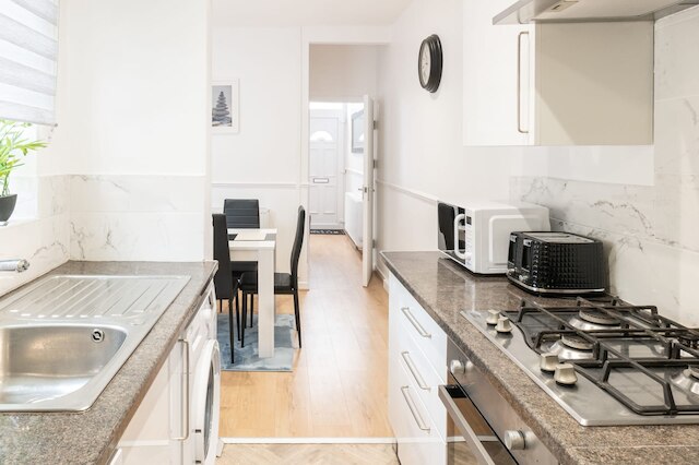 ホスト ステイ バードセイ ロード