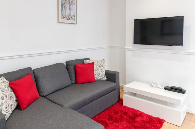 ホスト ステイ バードセイ ロード