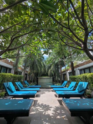 トンネル アーバン リトリート