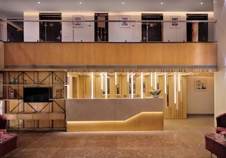 デベンチャー サロヴァー ポルティコ パテル ナガル