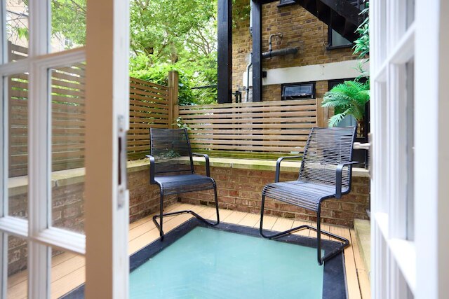 ザ ベイズウォーター リトリート - アドラブル 3ベッドルーム フラット ウィズ バルコニー