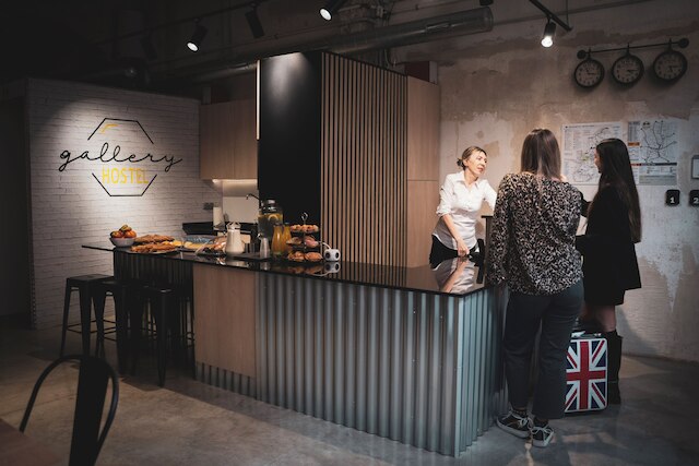 ギャラリー ホステル マドリード