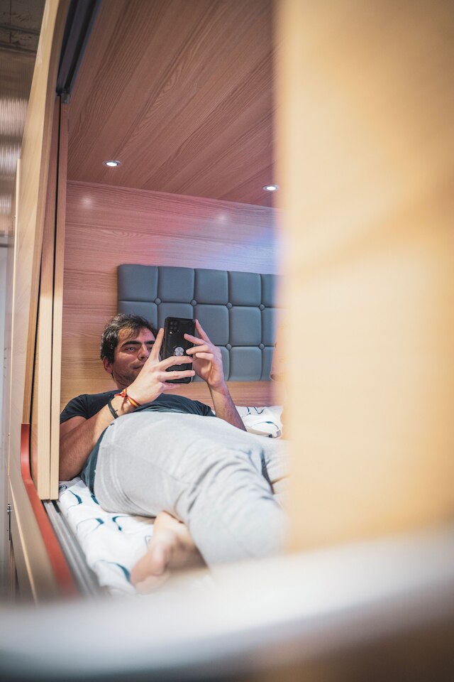 ギャラリー ホステル マドリード