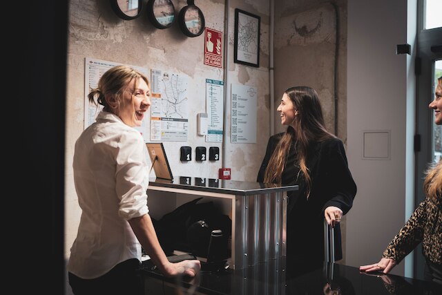 ギャラリー ホステル マドリード