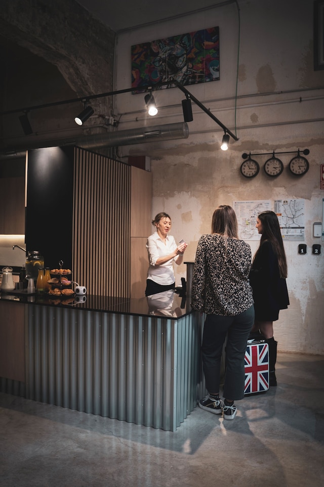 ギャラリー ホステル マドリード