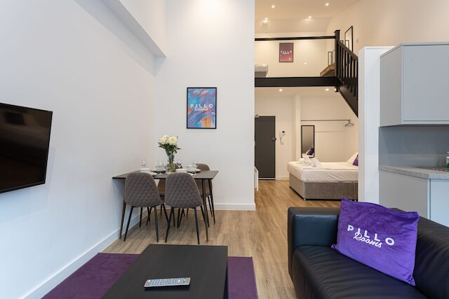 モダン スペーシャス デュプレックス イン ザ ハート オブ マンチェスター