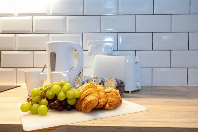 ユニーク 1 ベッドルーム アパートメント バイ ピロー ルームズ