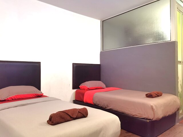 スーパー OYO 251 インタイム ホテル