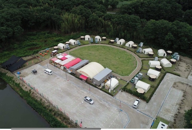 長久手テント村