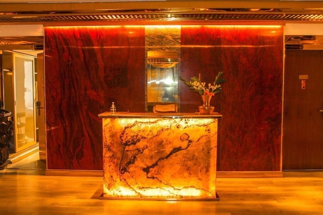 ホテル ラズモニ イシャ カ インターナショナル