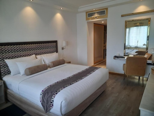 ホテル ラズモニ イシャ カ インターナショナル