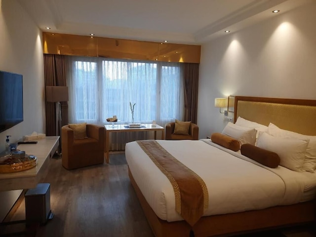 ホテル ラズモニ イシャ カ インターナショナル