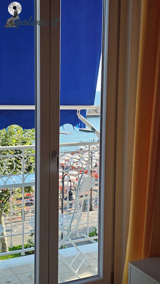 ガレーネ - ビーチフロント イン コスタ ダマルフィ