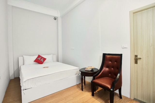 エコ ネスト ホテル & アパートメント