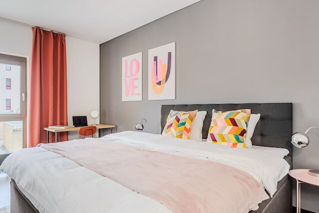 デラックス ロフト ウィズ 3 ベッドルームズ イン プラハ