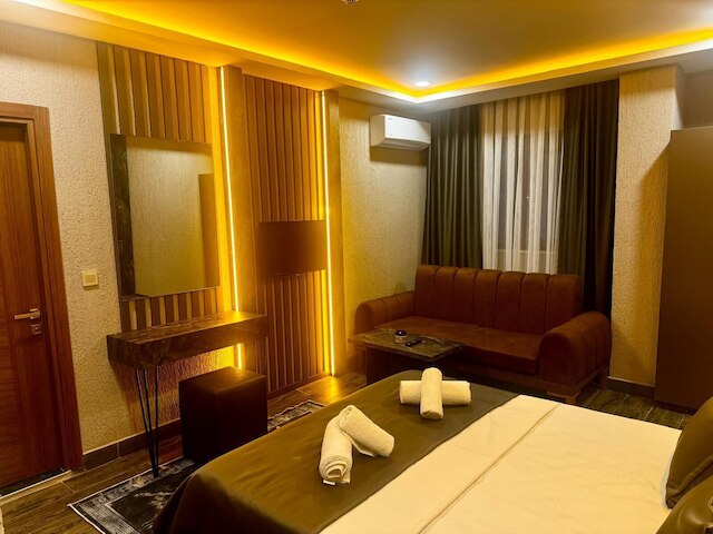 ロイヤル エスケープ ホテル