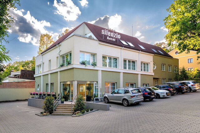 ホテル シルネジ