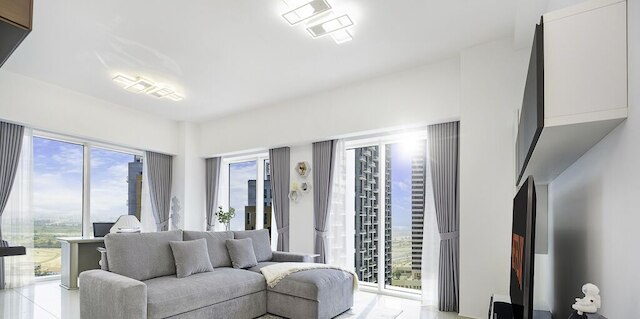 ラックス ザ ウェスト ワーフ カナル ビュー スイート