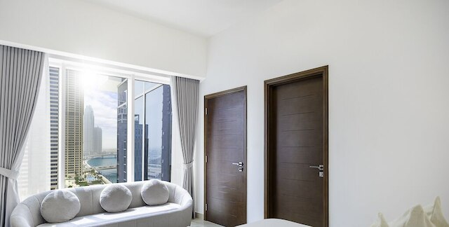 ラックス ザ ウェスト ワーフ カナル ビュー スイート