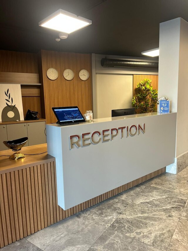 フレズヤ - エクスクルーシブリー ウーマン